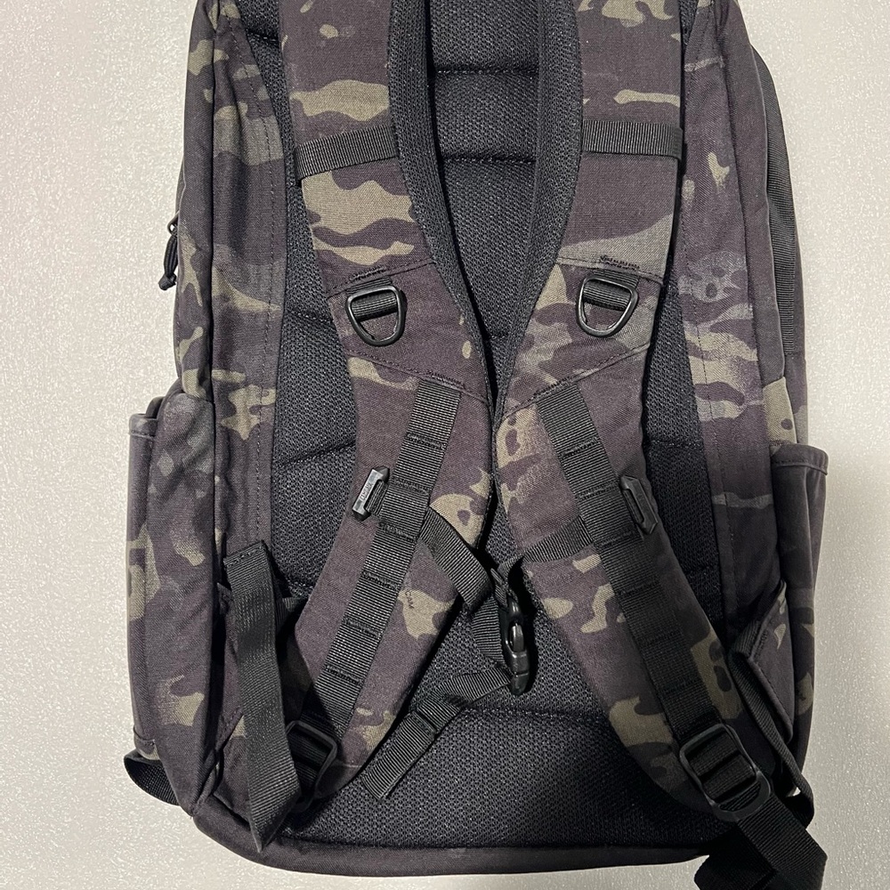 CamelBak Quantico 23 L Backpack - Multicam NEW - Picture 2 of 4